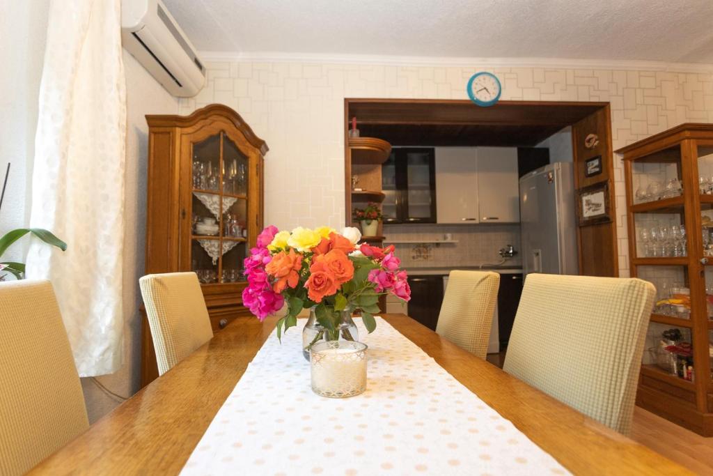 Apartment A&A Makarska 전경