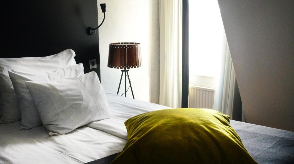 Clarion Hotel Plaza Photo 21