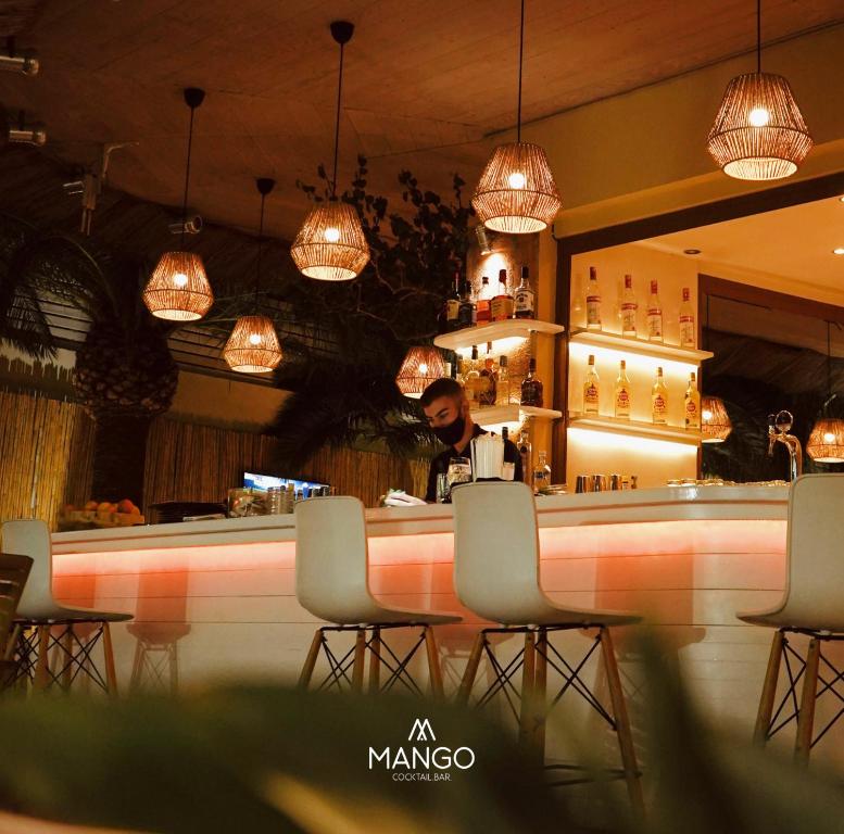 Bar/lounge
