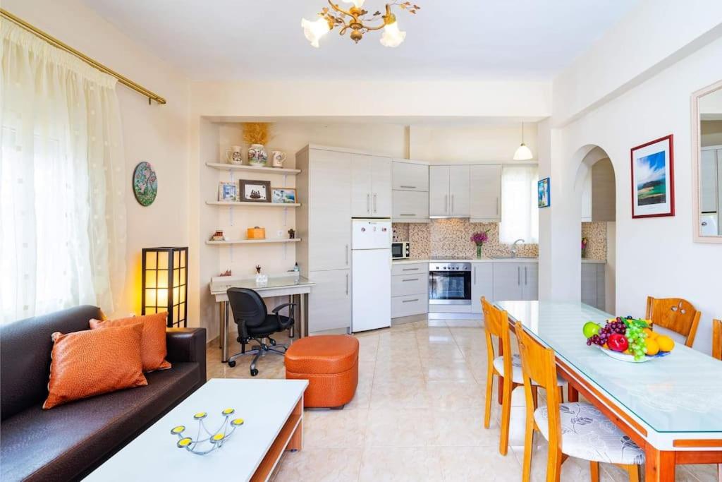 Rosa 's house, Palekastro