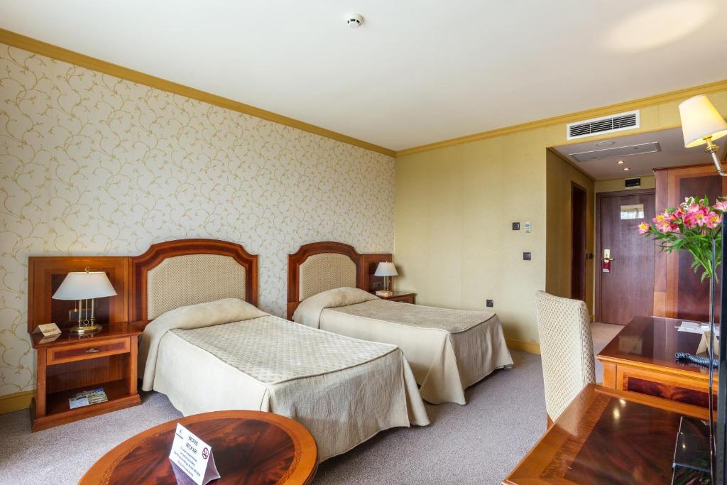 Romance Hotel and Family Suites — Pokoje in Święty Konstantyn i Helena, Region Warna