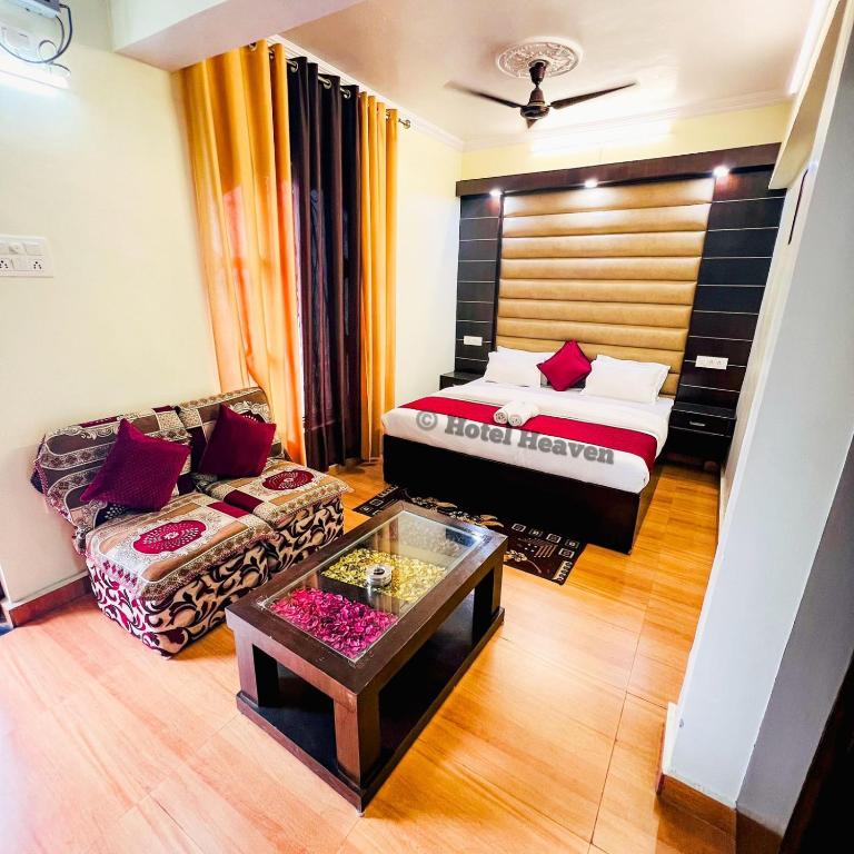 Heaven Hotel photo