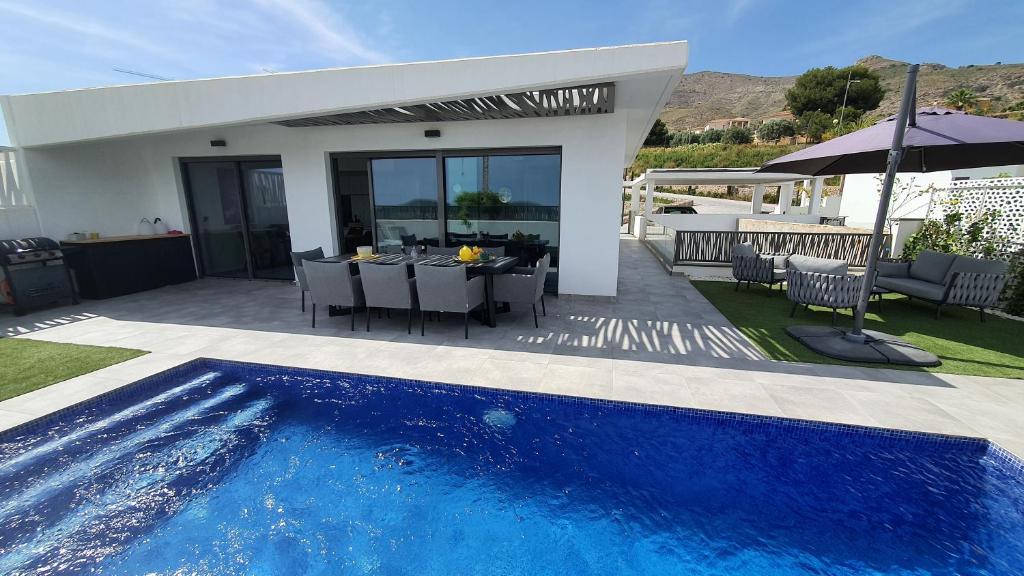 Pool & Snooker Villa - 2