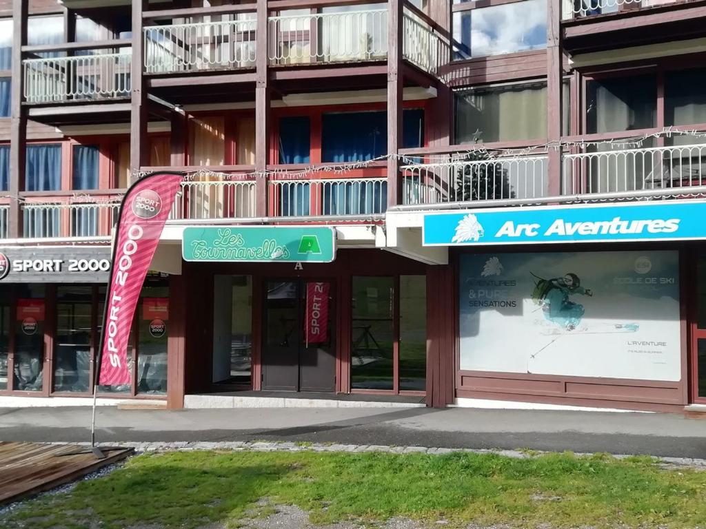 Arc 1800 : 2 pièces, skis aux pieds, animaux admis, 5 couchages - FR-1-411-453 - 4