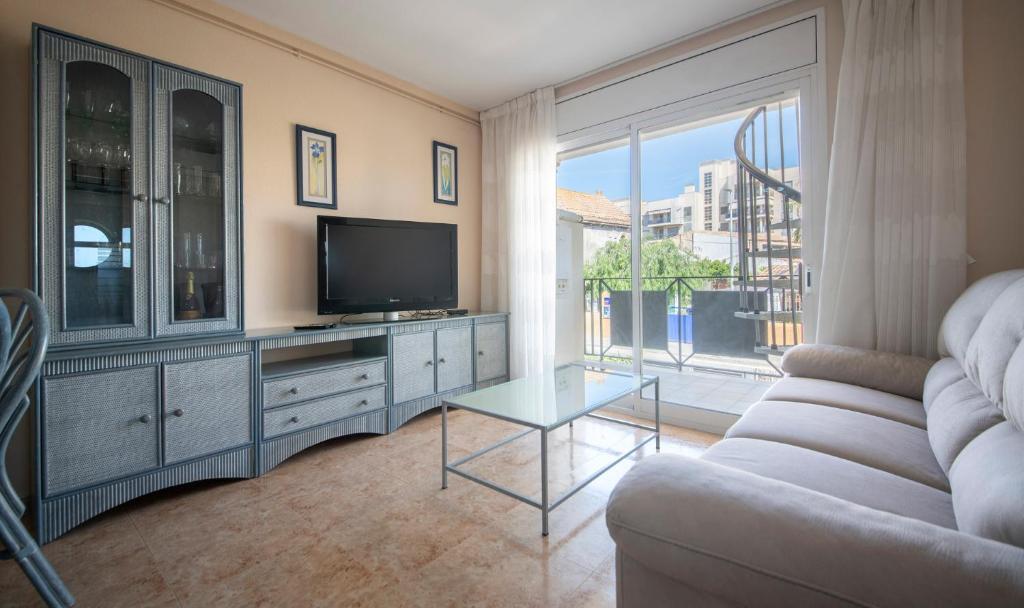 R129 Apartamento con terraza y piscina comunitaria cerca de la playa - 2