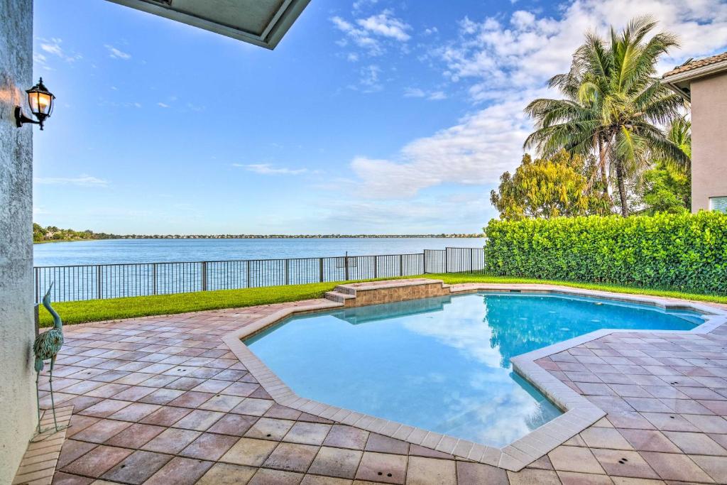 Lakefront Miramar Retreat with Saltwater Pool!