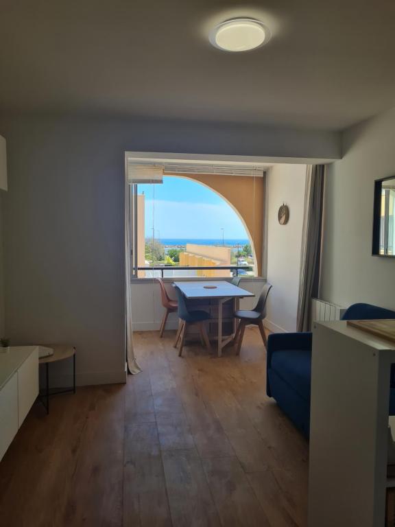 Magnifique studio à deux pas de la plage parking - 1