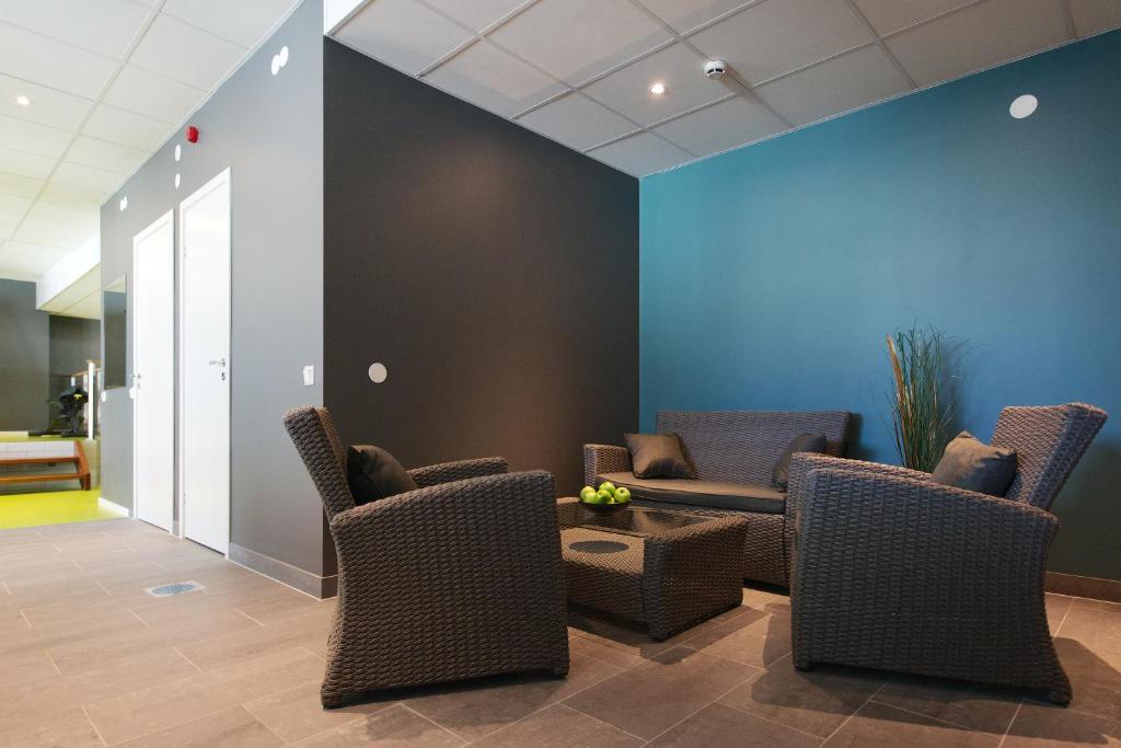 Clarion Hotel Plaza Photo 39