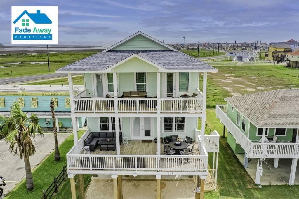Kalm by the Beach - Ocean View - Sleeps 14, Freeport