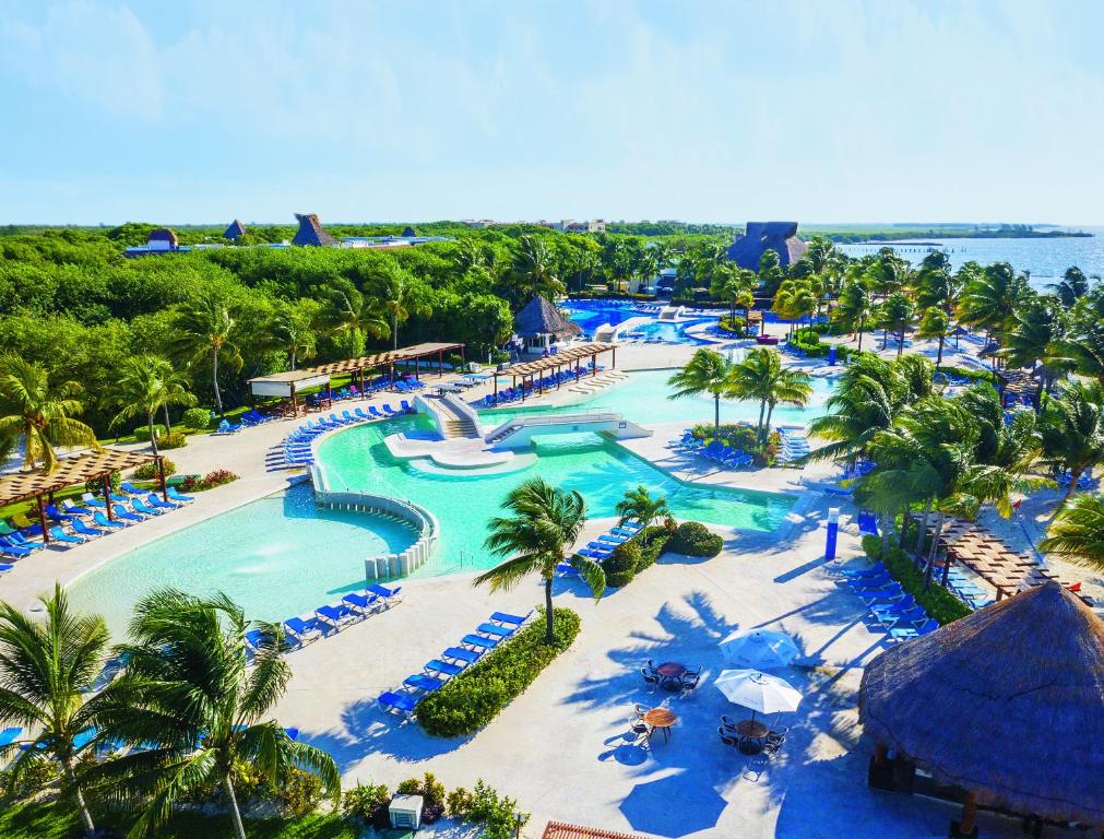BlueBay Grand Esmeralda-All Inclusive - 1