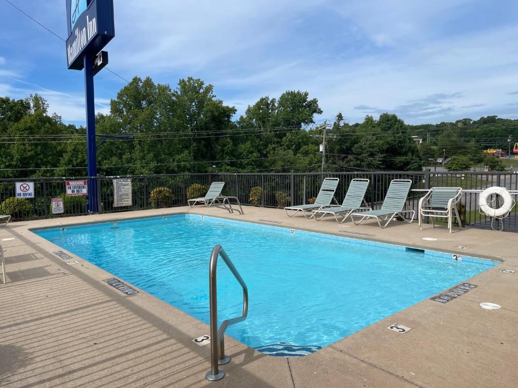 Hamilton Inn Jonesville I-77 photo