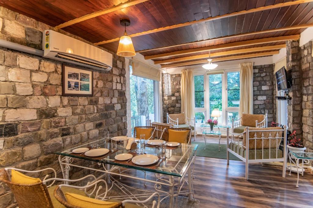 Sakley's Cottages photo