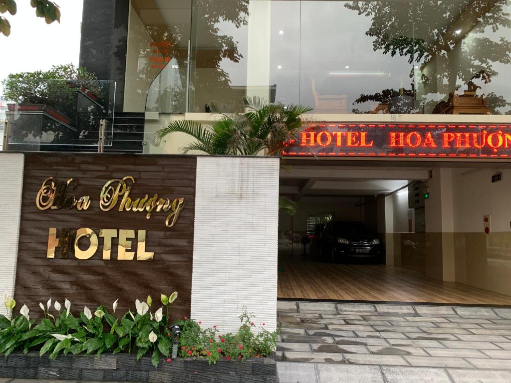 Khách sạn Hoa Phượng