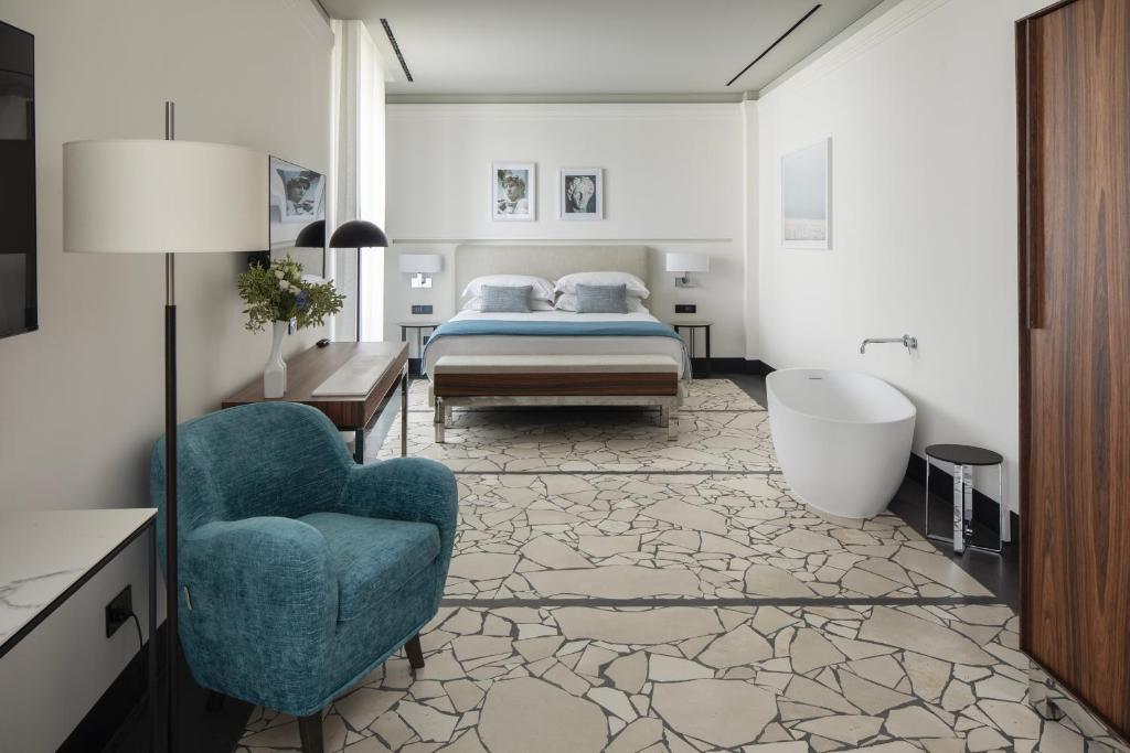 グランド ホテル アンジョリエリ (Grand Hotel Angiolieri)