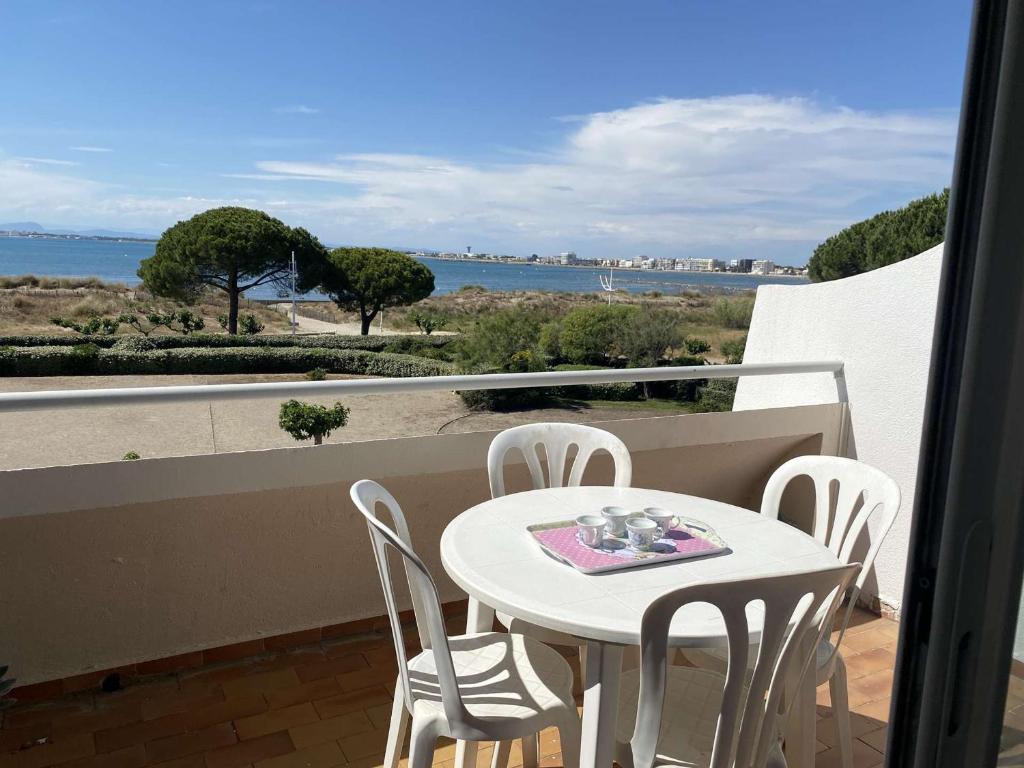 Appartement climatisé 3 pièces avec parking à Port Camargue - FR-1-250-83 - 3