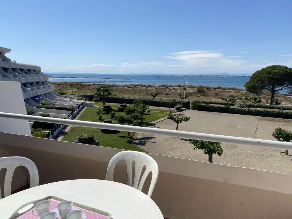 Appartement climatisé 3 pièces avec parking à Port Camargue - FR-1-250-83 - 4