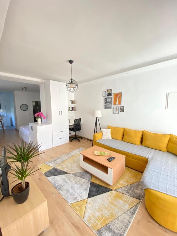 Modern Studio Apartment in the Old Town - 2