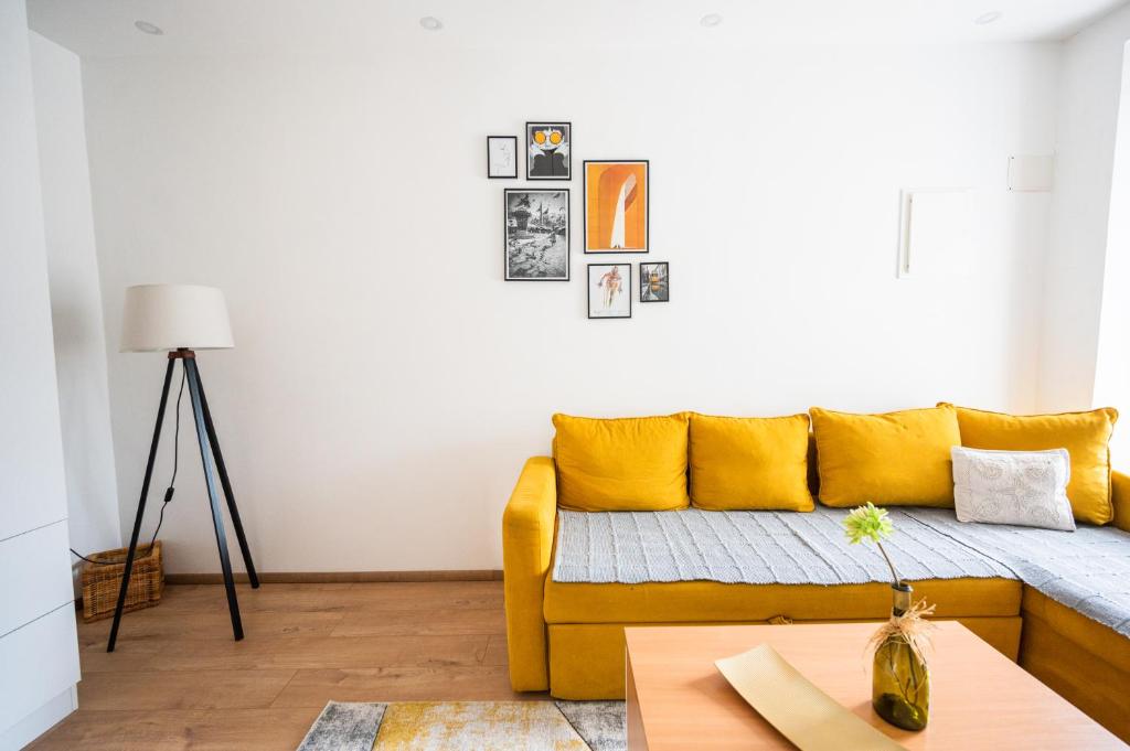 Modern Studio Apartment in the Old Town - 4