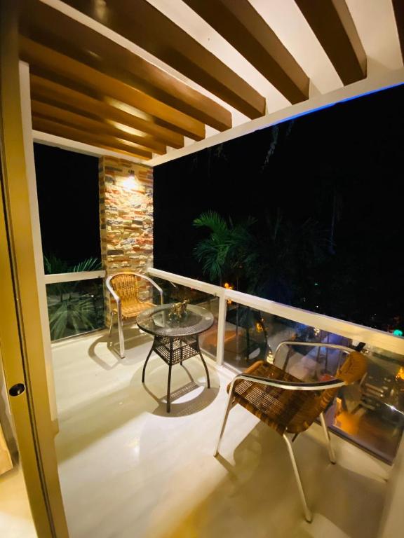 Beach Queen Resort photo