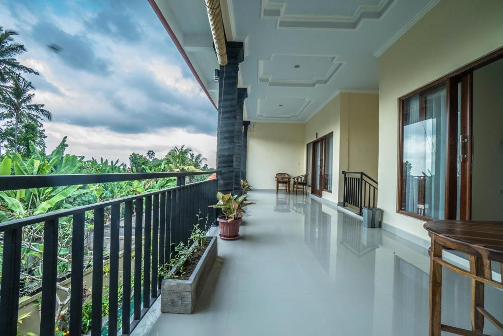 Saputra Guesthouse photo
