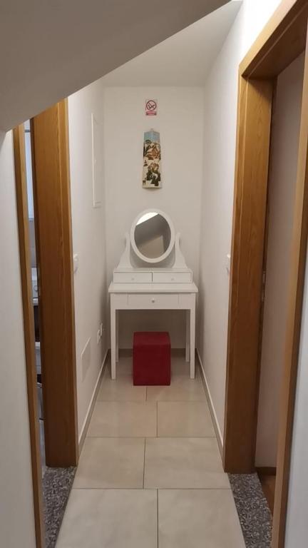 Trilj Apartman Jurika photo