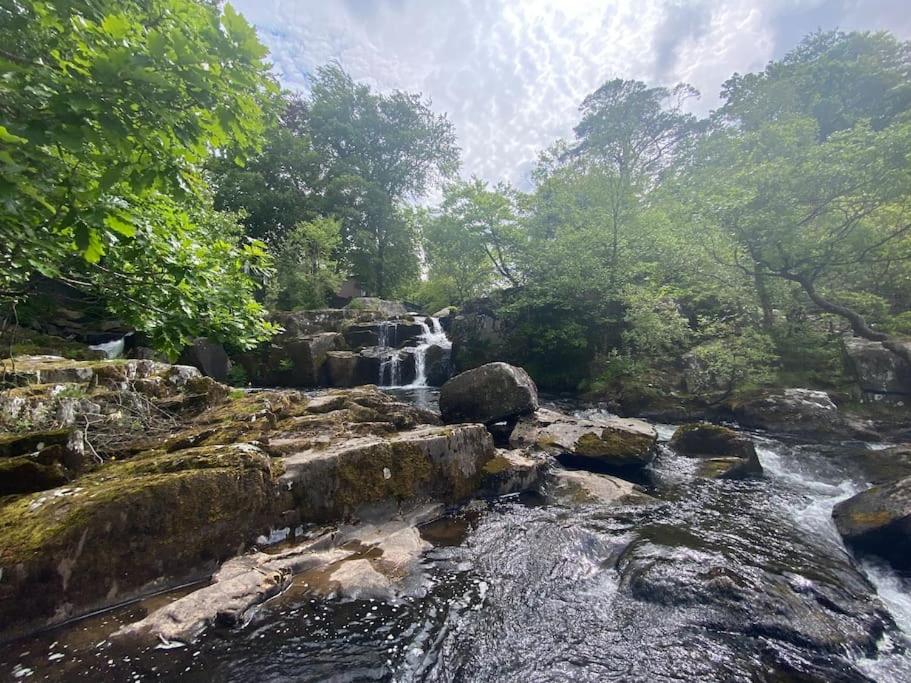 The Falls with Hot Tub, Bethesda photo 8