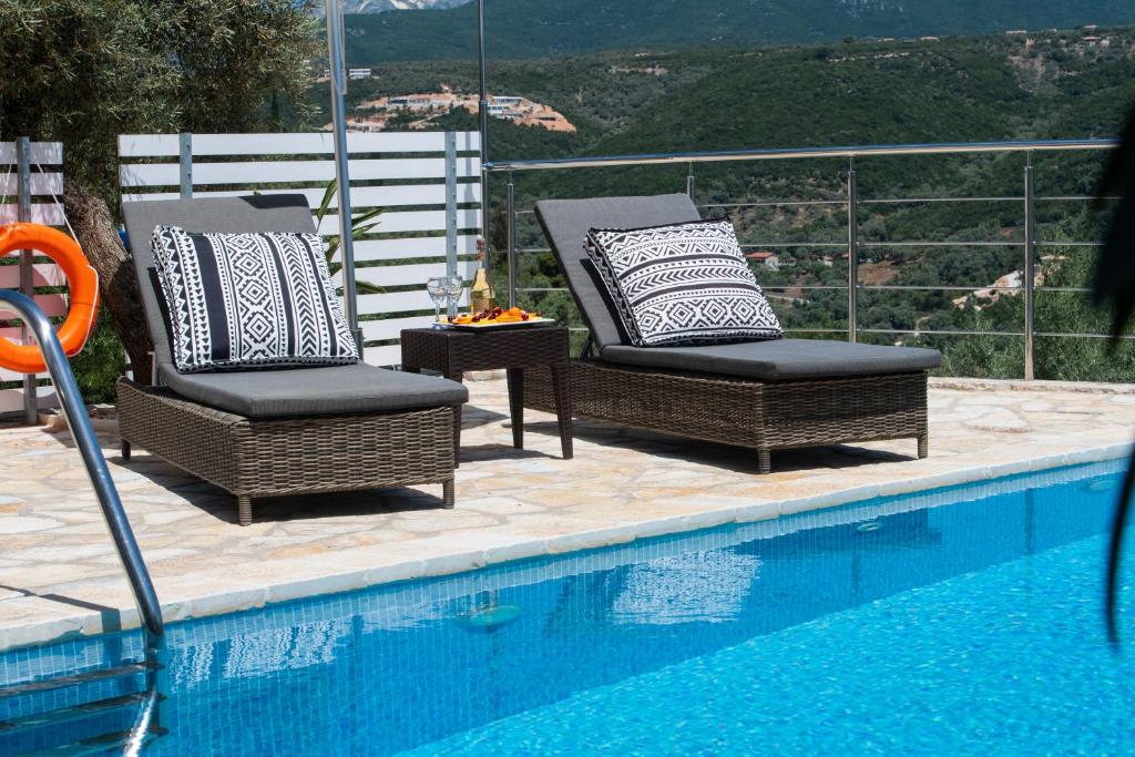 Villas Amantea- four villas with big pool and infinity pool photo