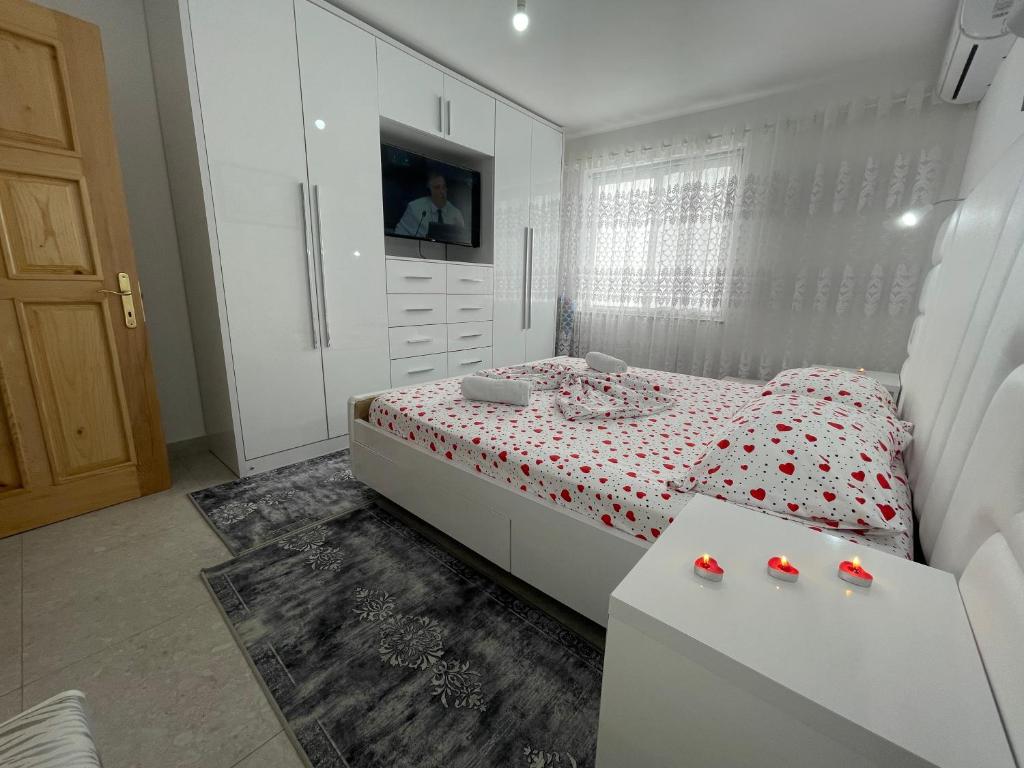 ROMANCE Apartments photo