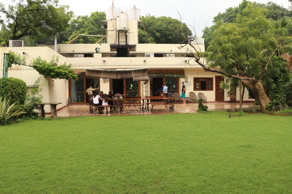 Lutyens Bungalow photo