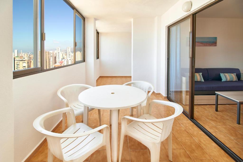 Don Gregorio-Fincas Benidorm — Hotel rooms in Benidorm, Valencian Community