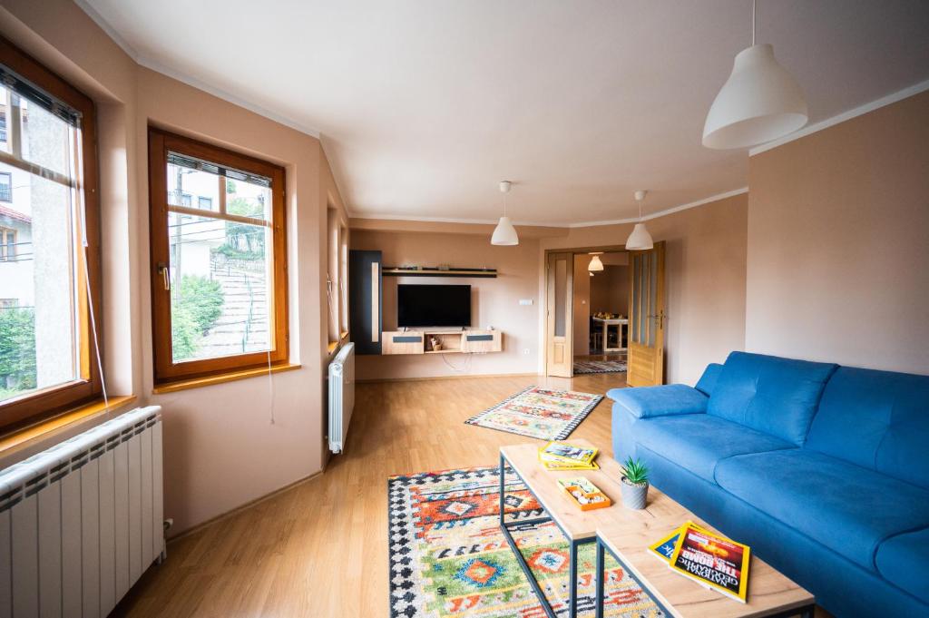 Spacious & Modern Apartments- Old Town - 4