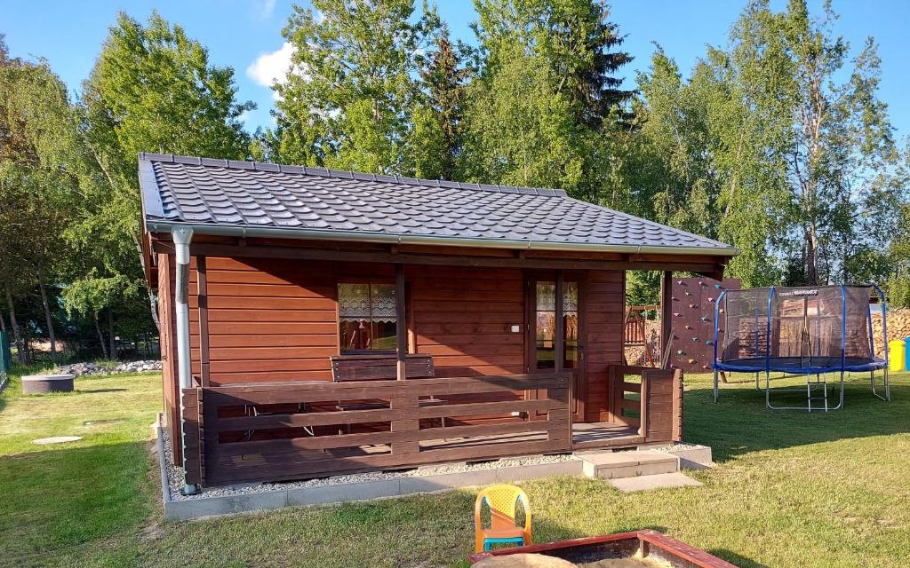 Chatička Evička, Suchý