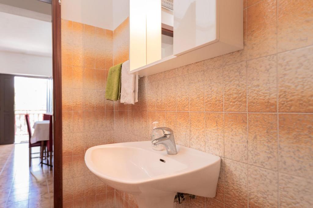 Holiday Home Sansevic photo