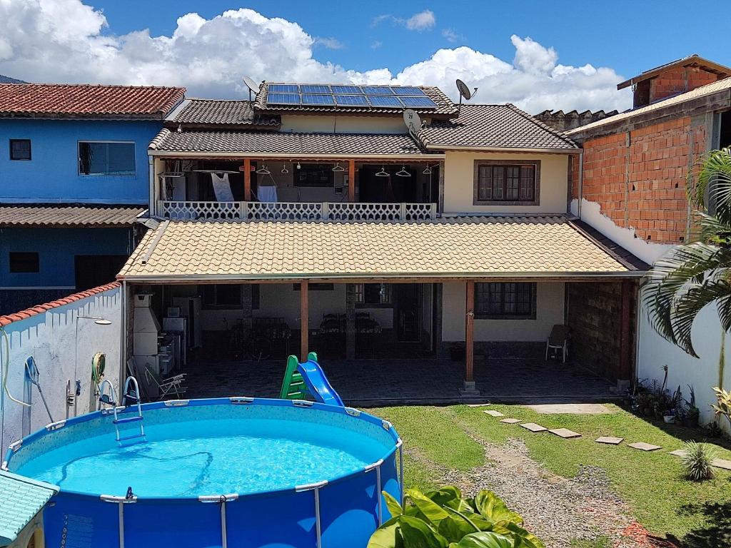 Sobrado em São Sebastião, São Sebastião