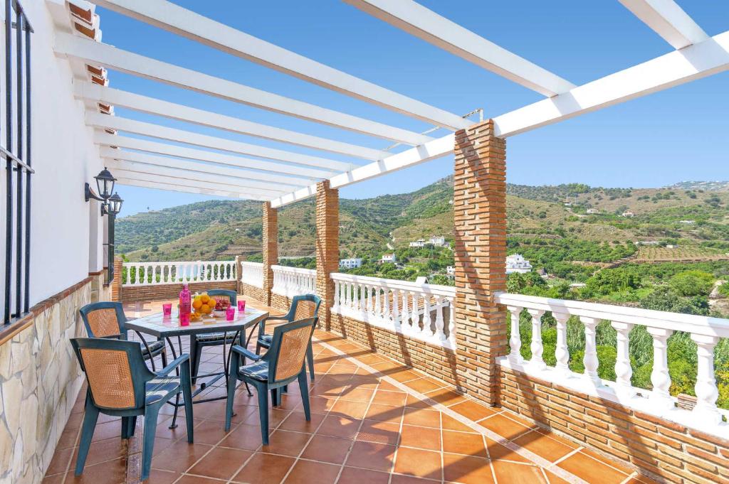 Villa Hacilla by Villa Plus - 4