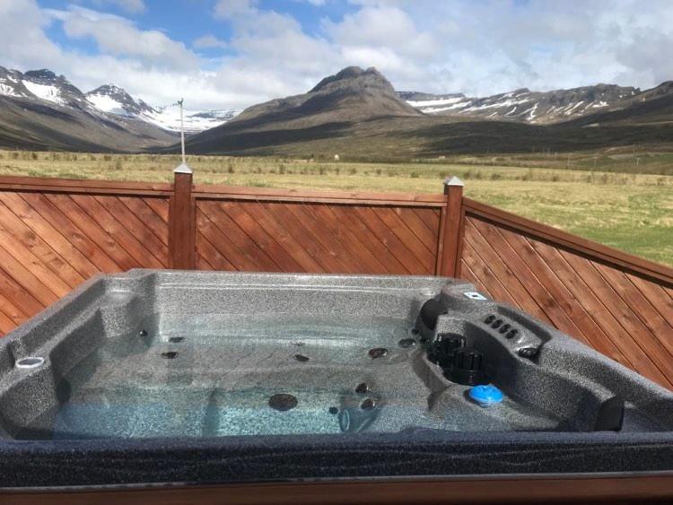 Oseyri Hlaðan -The Barn studio apartment — Hotel in Breiddalsvik