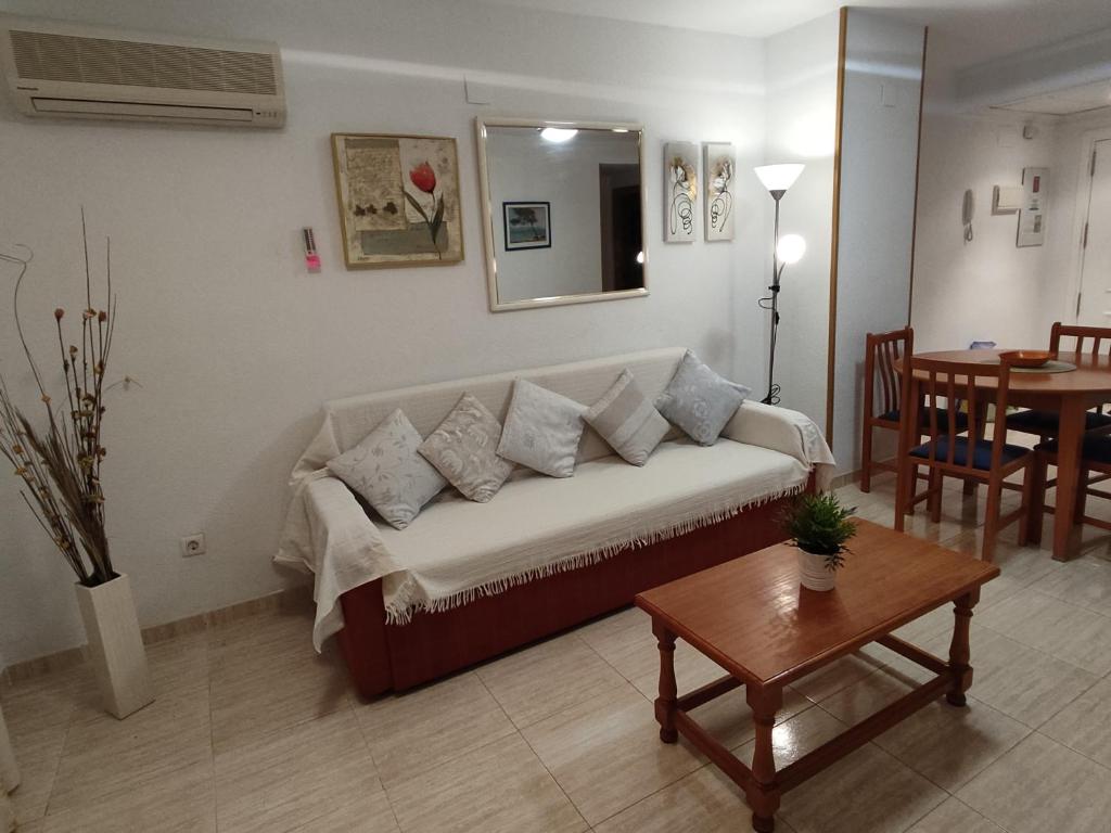 Apartamento Marina Dor 1a línea Magic World - 2