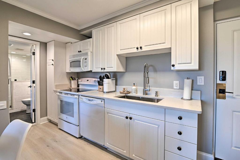 Summerhouse Villas Condo with Resort Amenities! photo