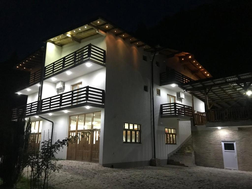 Villa — Hotel in Sarajevo