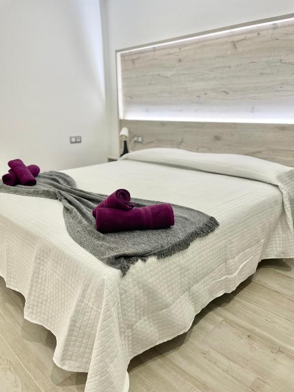 ISLAND SUITES - 3