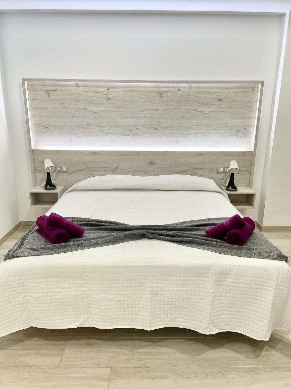 ISLAND SUITES - 4