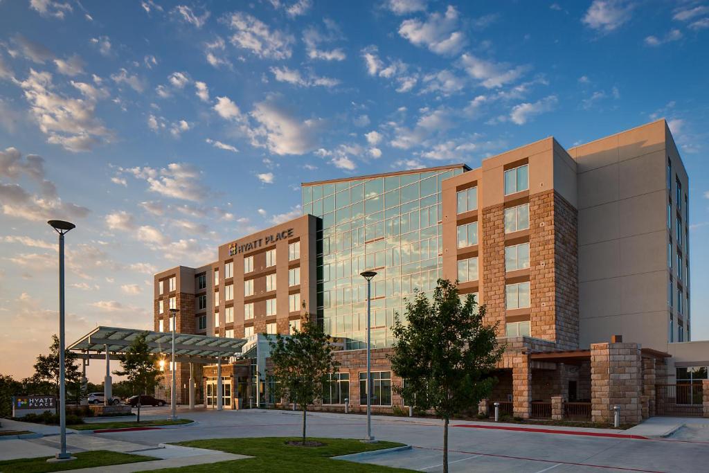 Hyatt Place Dfw photo