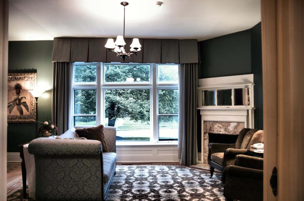 The Inn on Ferry Street photo