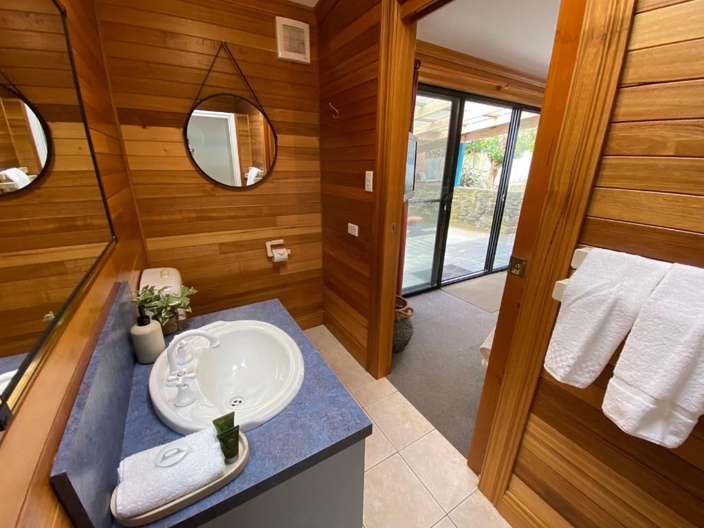 Hanlon Guest House photo