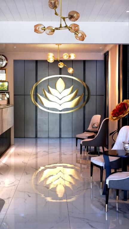 Cempaka Mas Hotel photo