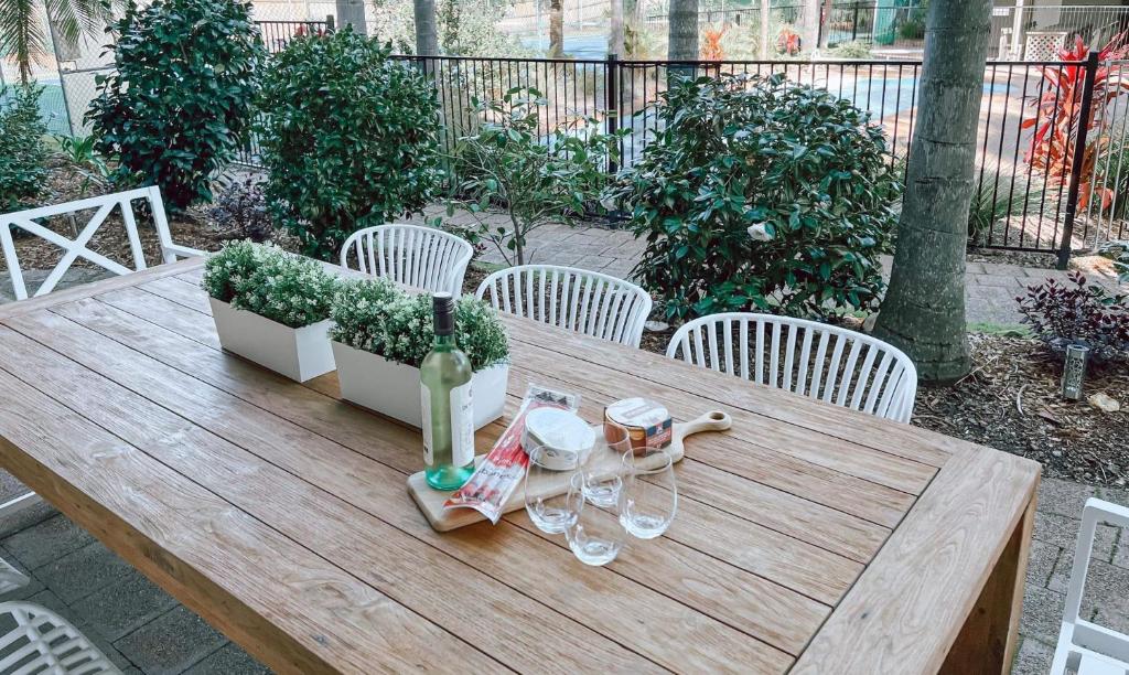 Carindale, 10,19 Dowling Street - Ground floor unit close to pool and tennis court, Wi-Fi, foxtel, linen and bed making supplied, Nelson Bay