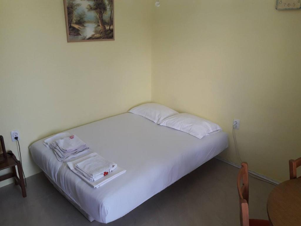 Studio near the airport Tivat - 4
