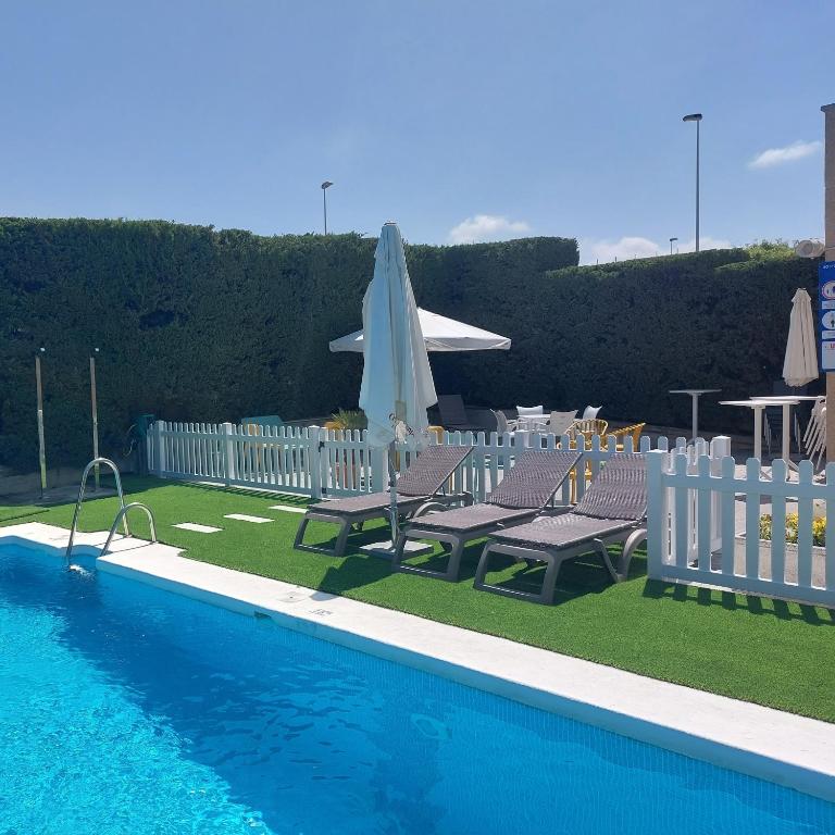 スイミングプール