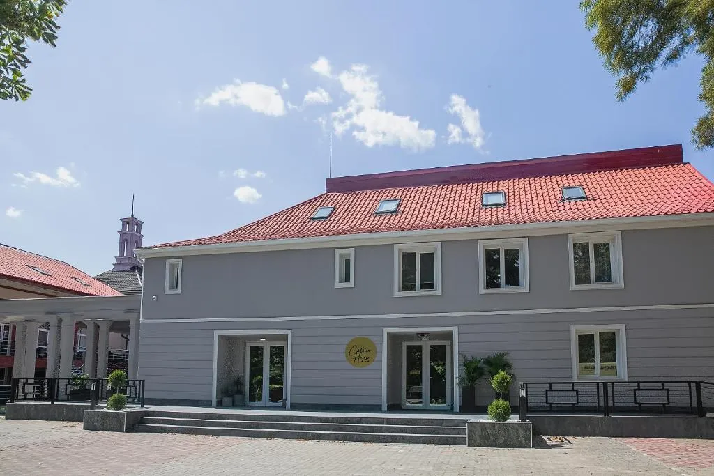 CORVIN HOUSE, hotel in Hunedoara