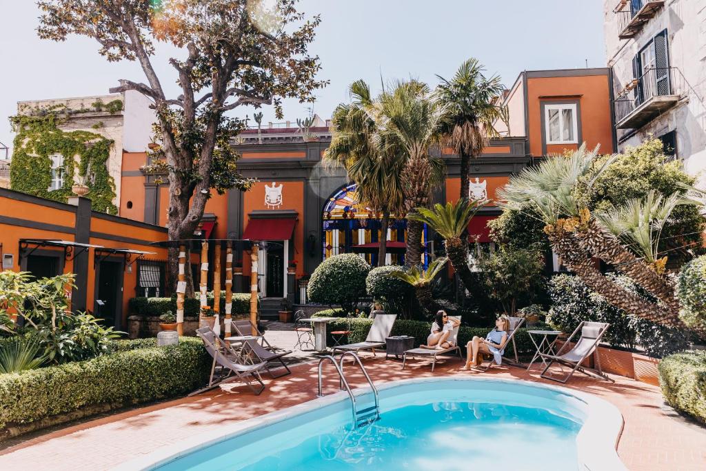 Swimming pool, Costantinopoli 104 in Naples